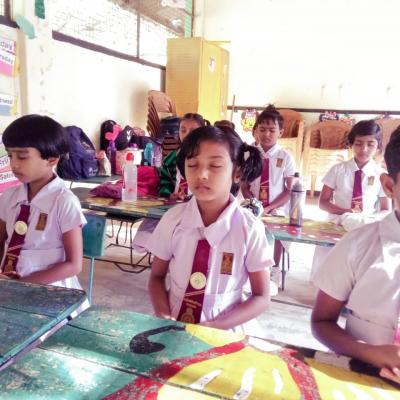 සති පාසල වැඩසටහන